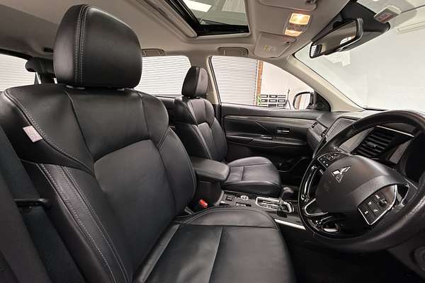 2019 Mitsubishi Outlander Exceed ZL