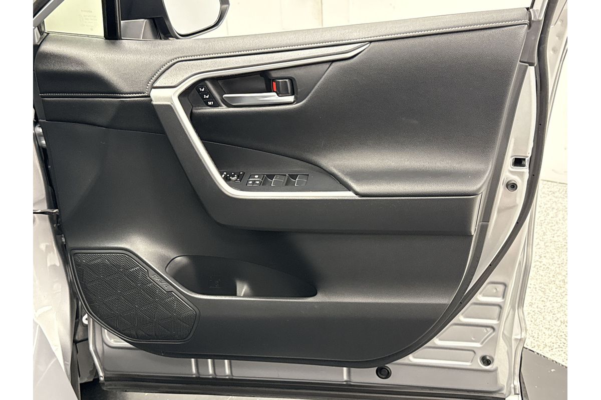 2021 Toyota RAV4 Cruiser AXAH52R