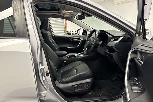 2021 Toyota RAV4 Cruiser AXAH52R