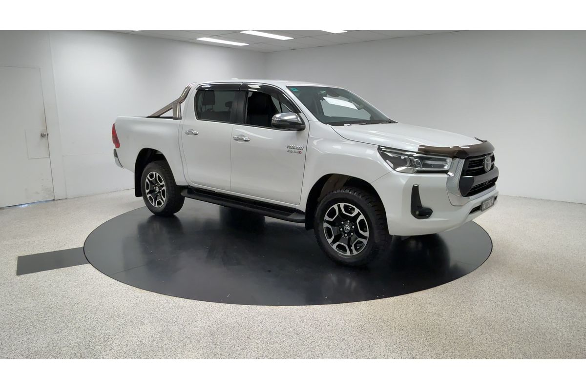 2022 Toyota Hilux SR5 GUN126R 4X4
