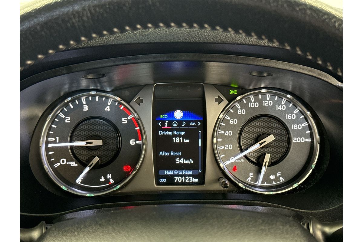 2022 Toyota Hilux SR5 GUN126R 4X4