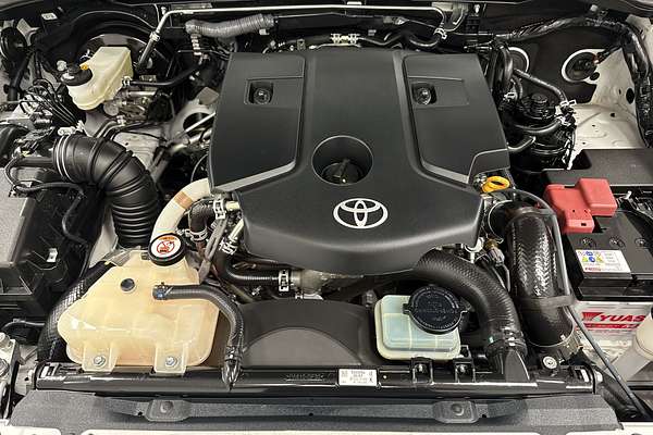 2022 Toyota Hilux SR5 GUN126R 4X4
