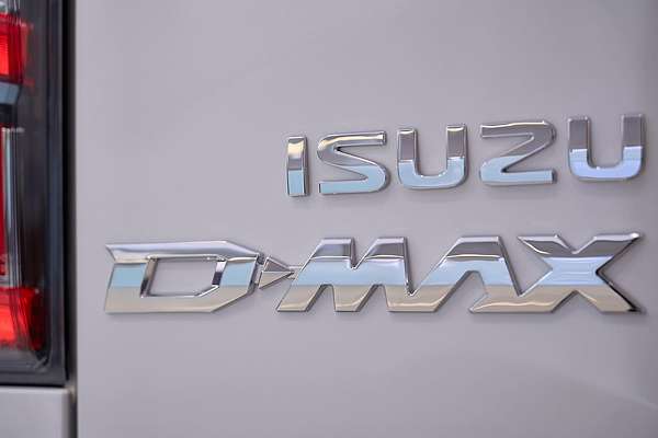 2025 Isuzu D-MAX X-TERRAIN 4X4