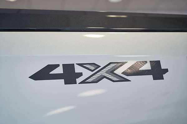 2025 Isuzu D-MAX X-TERRAIN 4X4