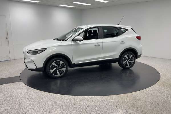 2023 MG ZST Excite