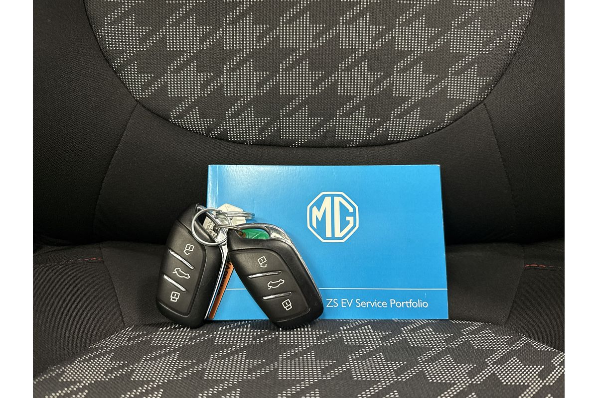 2023 MG ZST Excite