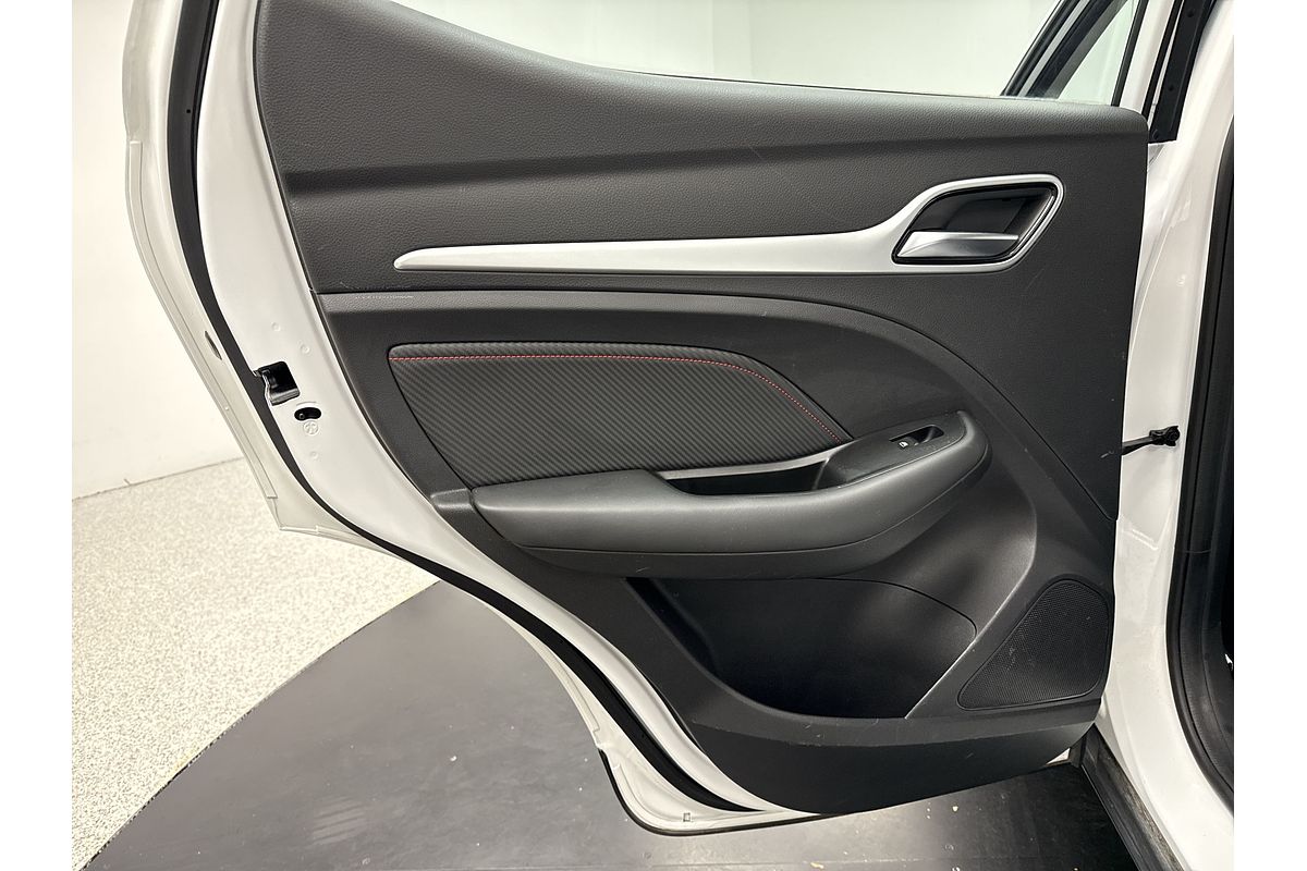 2023 MG ZST Excite
