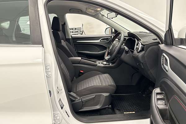 2023 MG ZST Excite