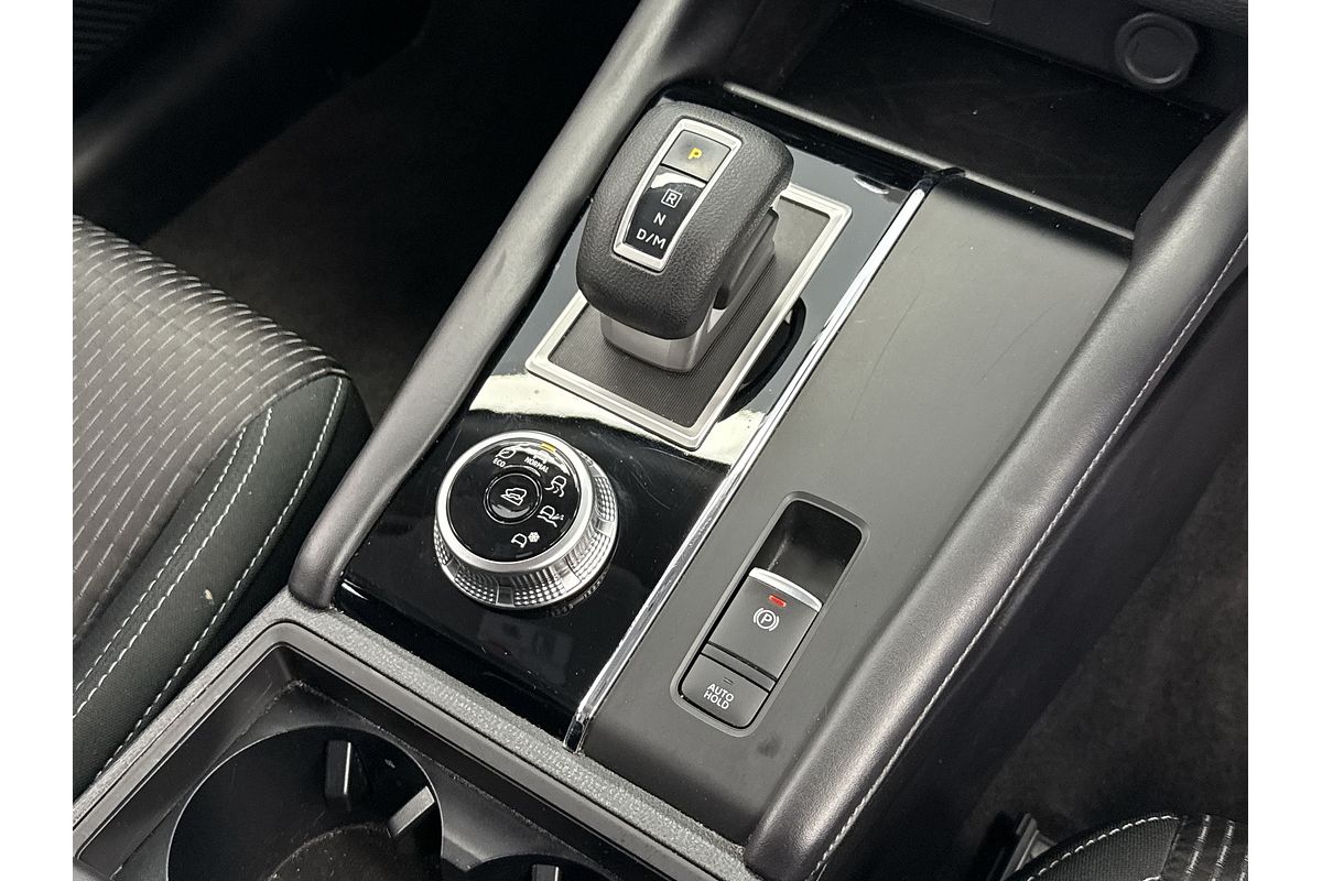2023 Mitsubishi Outlander ES ZM