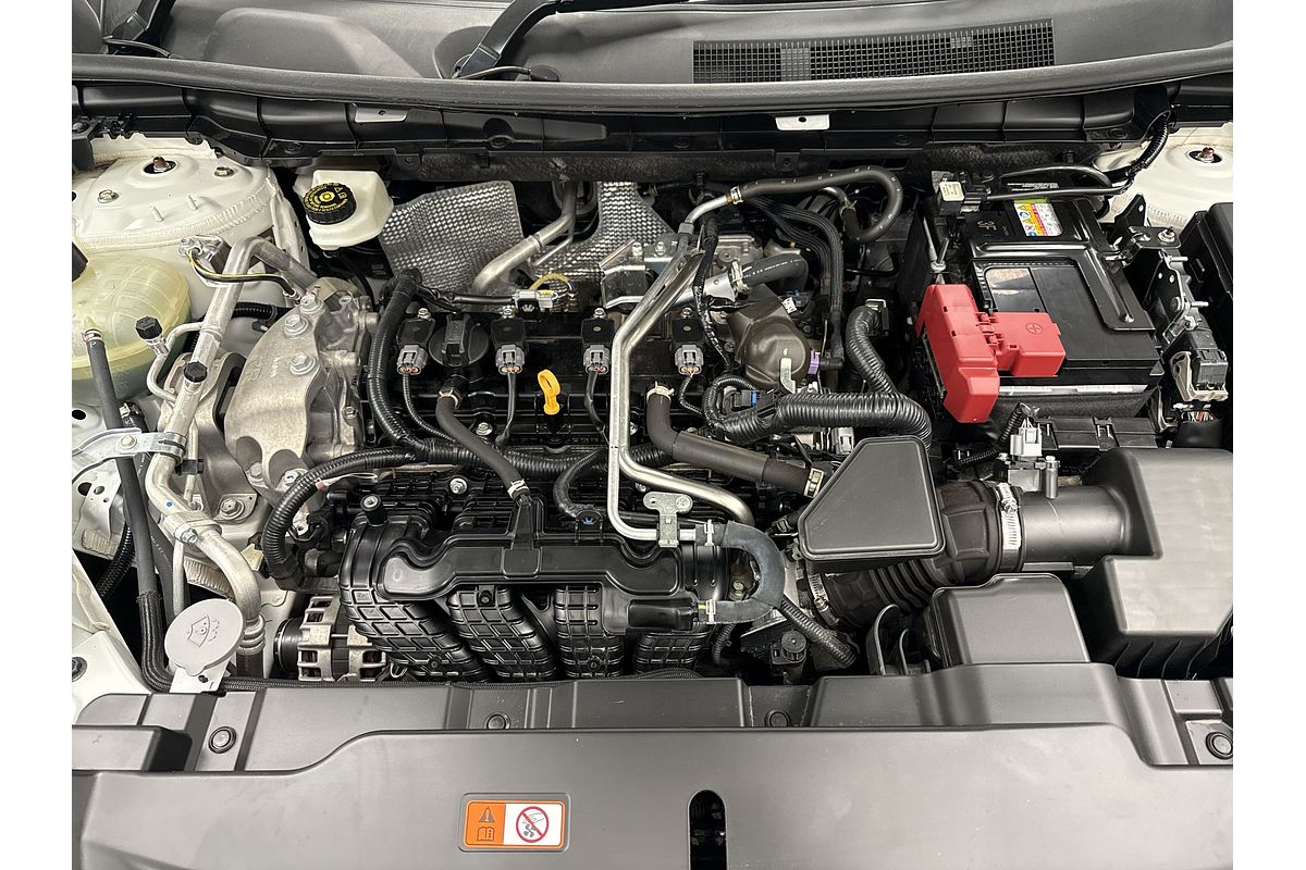 2023 Mitsubishi Outlander ES ZM