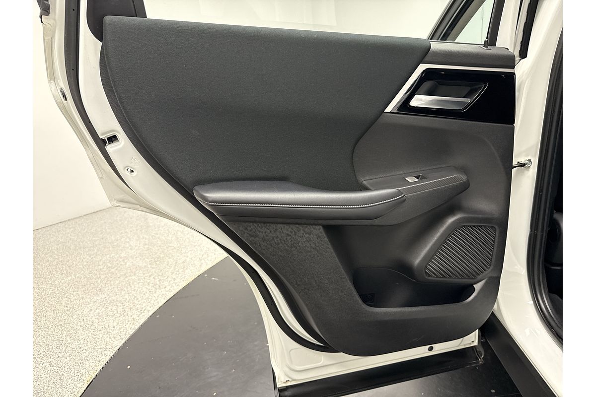 2023 Mitsubishi Outlander ES ZM