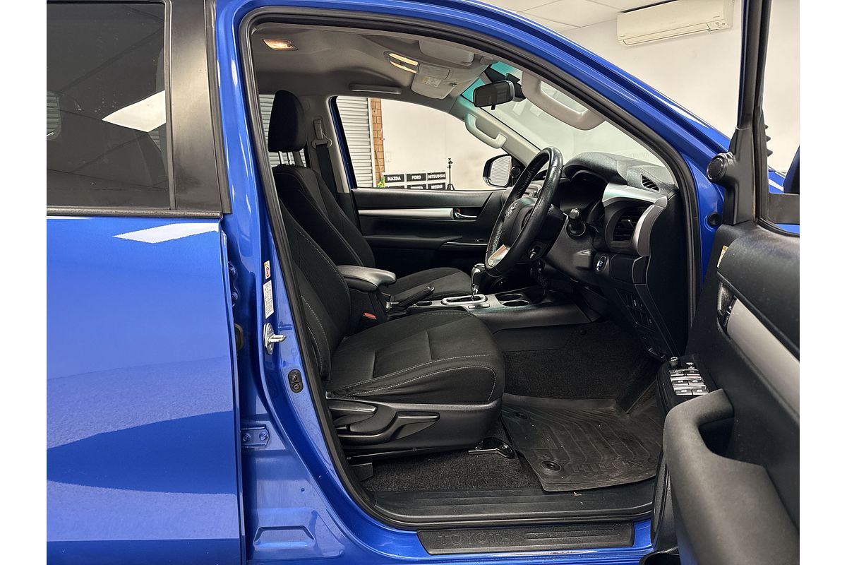 2019 Toyota Hilux SR5 GUN126R 4X4