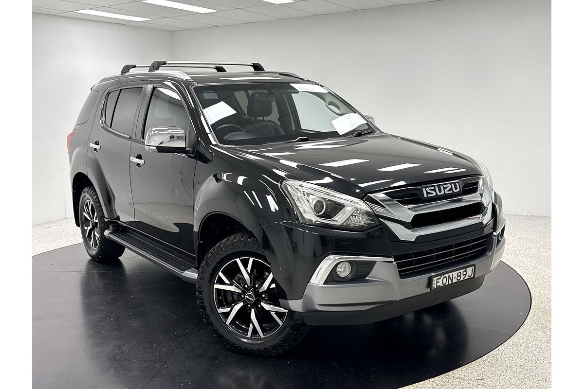 2021 Isuzu MU-X LS-T