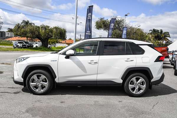 2021 Toyota RAV4 GXL AXAH54R