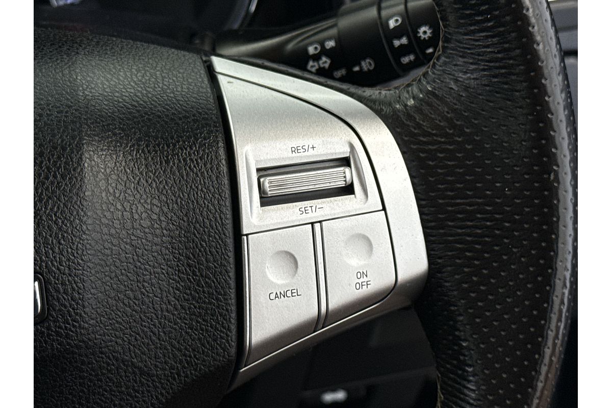 2021 Isuzu MU-X LS-T