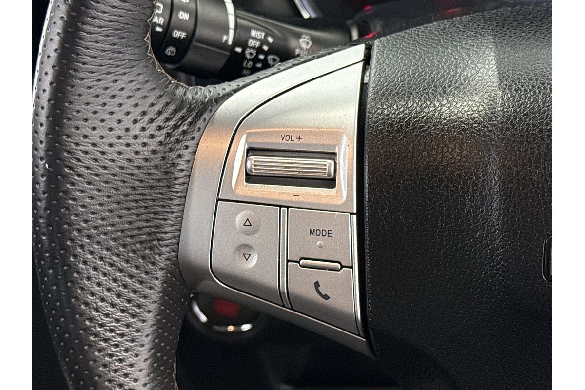 2021 Isuzu MU-X LS-T