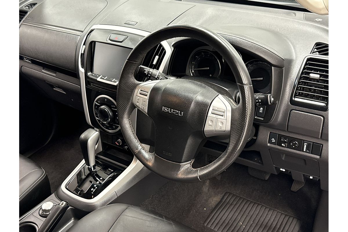 2021 Isuzu MU-X LS-T