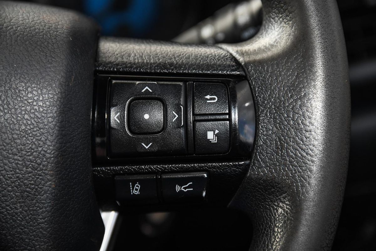 2019 Toyota Hilux SR GUN126R 4X4