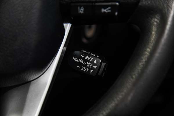 2019 Toyota Hilux SR GUN126R 4X4