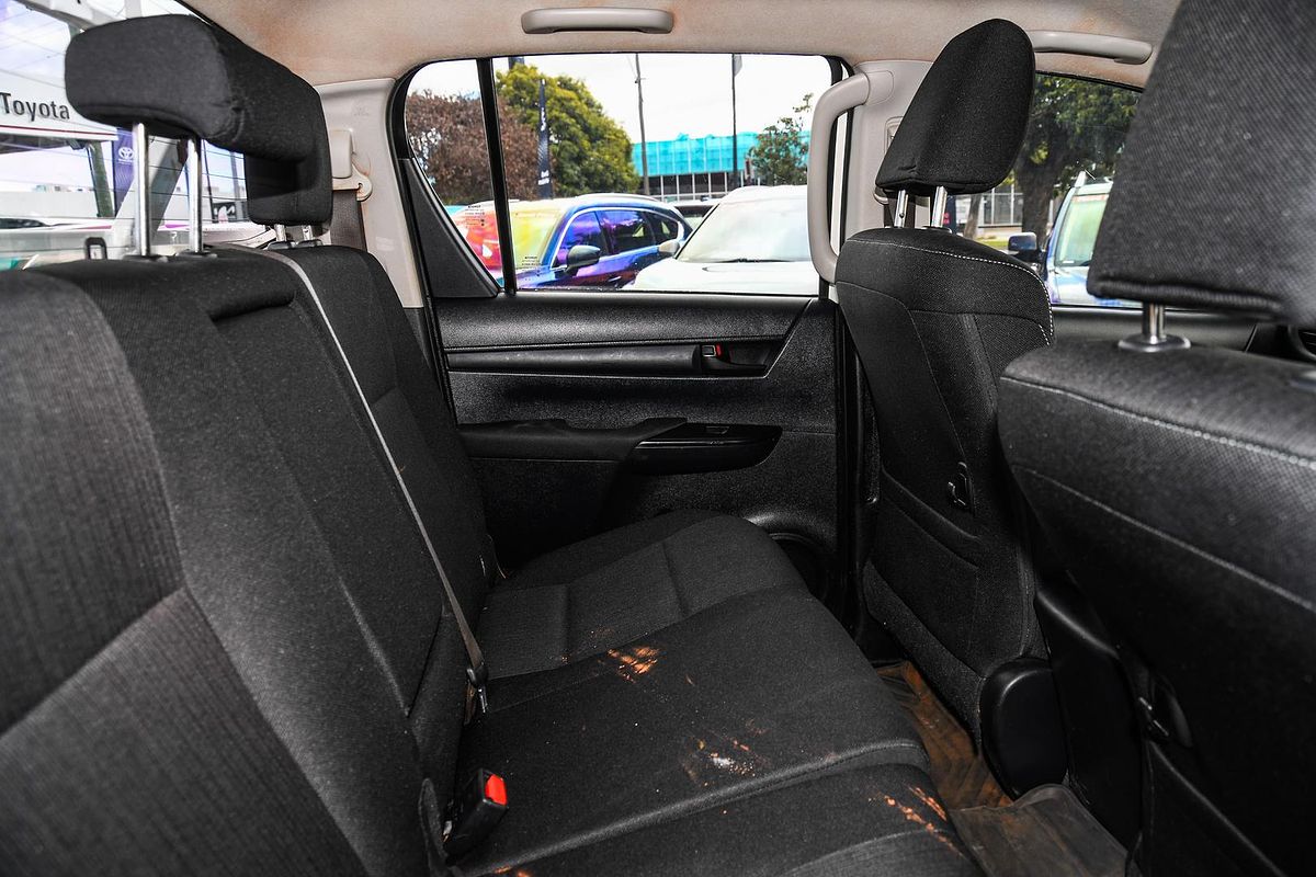 2019 Toyota Hilux SR GUN126R 4X4