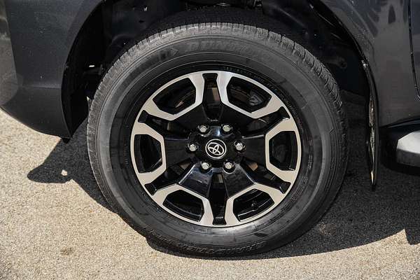 2021 Toyota Hilux SR5 GUN126R 4X4