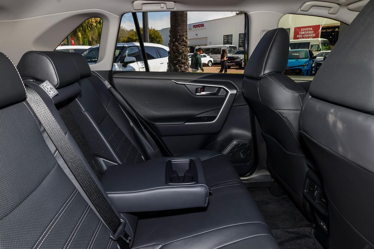 2024 Toyota RAV4 Cruiser AXAH52R