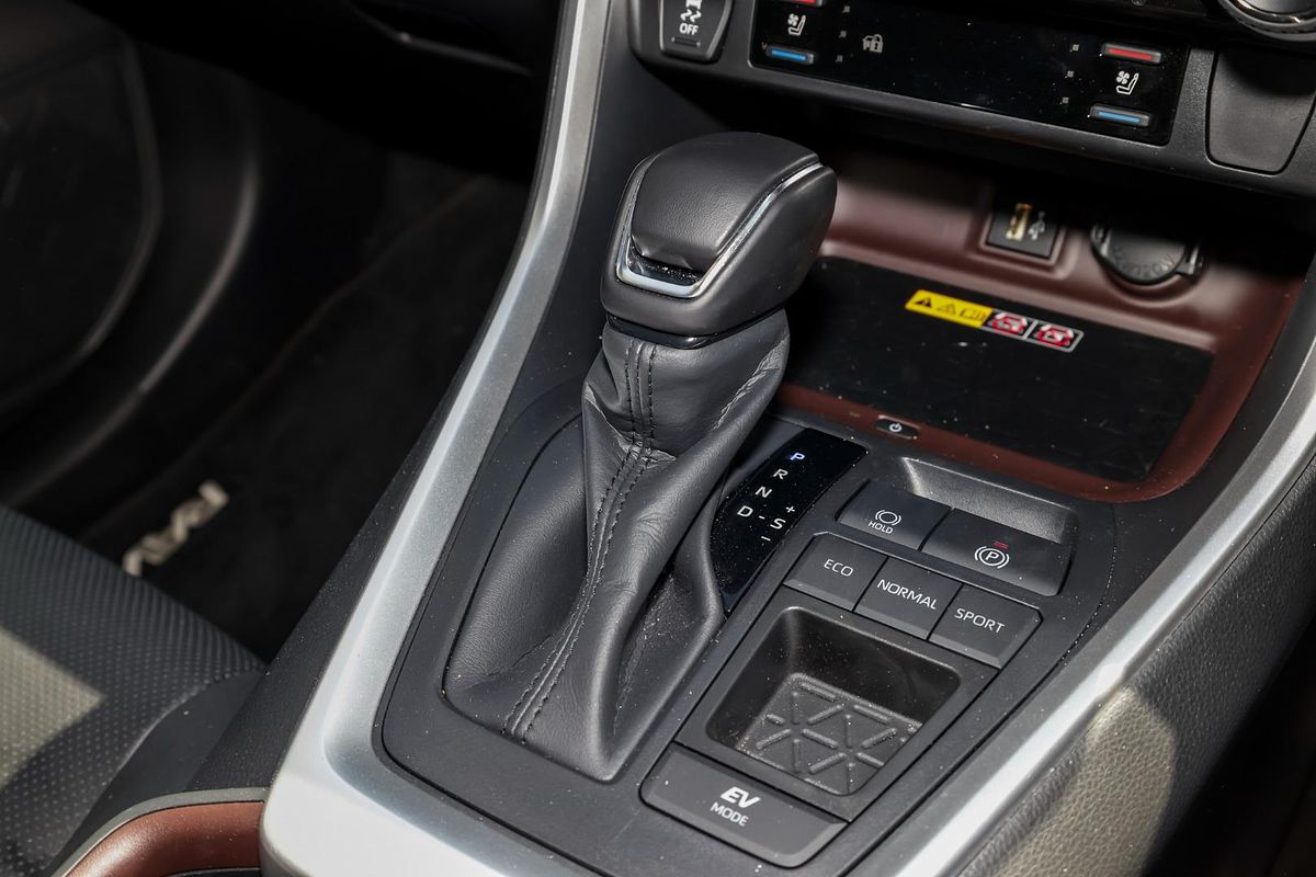 2024 Toyota RAV4 Cruiser AXAH52R