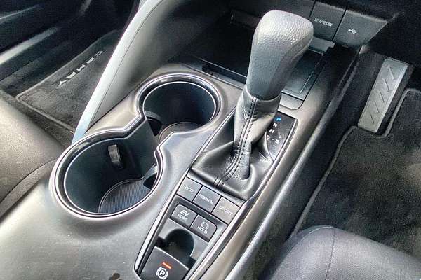 2022 Toyota Camry Ascent AXVH70R