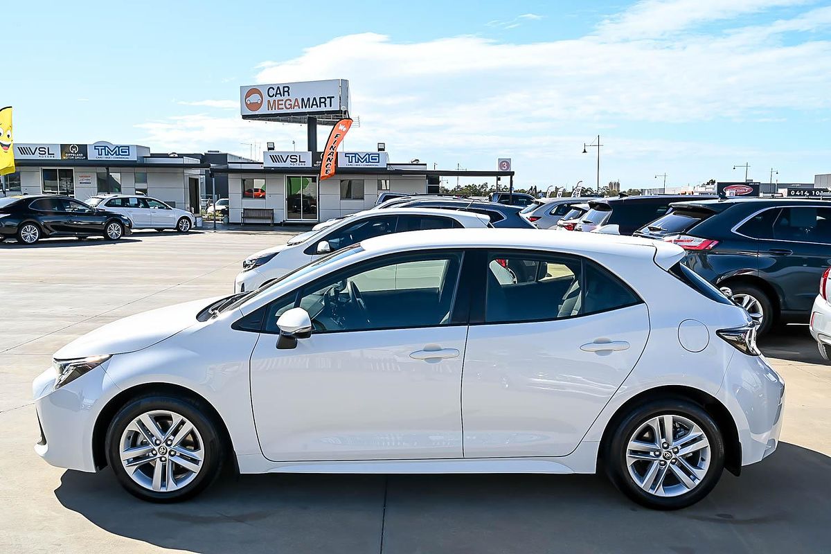 2018 Toyota Corolla Ascent Sport ZRE182R