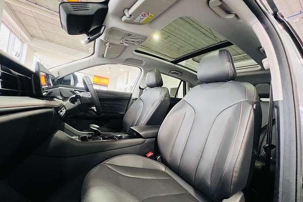 2025 MG HS Hybrid+ Essence AS33H