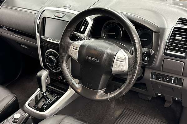 2021 Isuzu MU-X LS-T