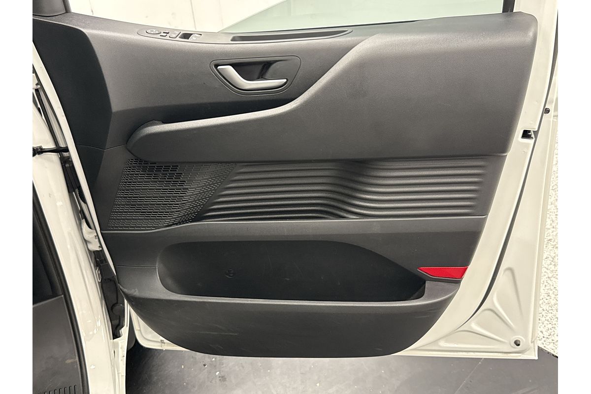 2024 Hyundai STARIA LOAD US4.V2