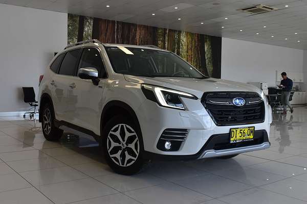 2023 Subaru Forester Hybrid L S5