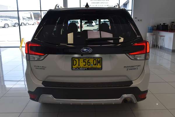 2023 Subaru Forester Hybrid L S5