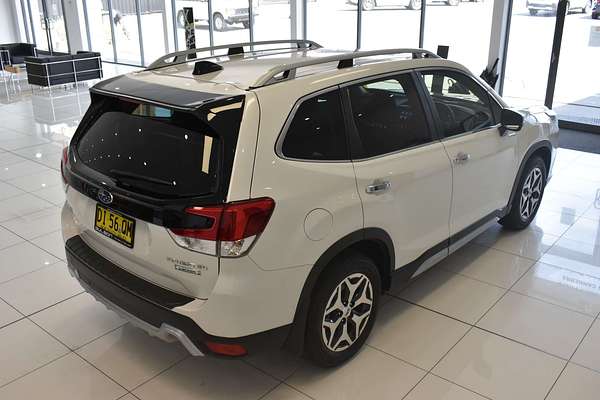 2023 Subaru Forester Hybrid L S5
