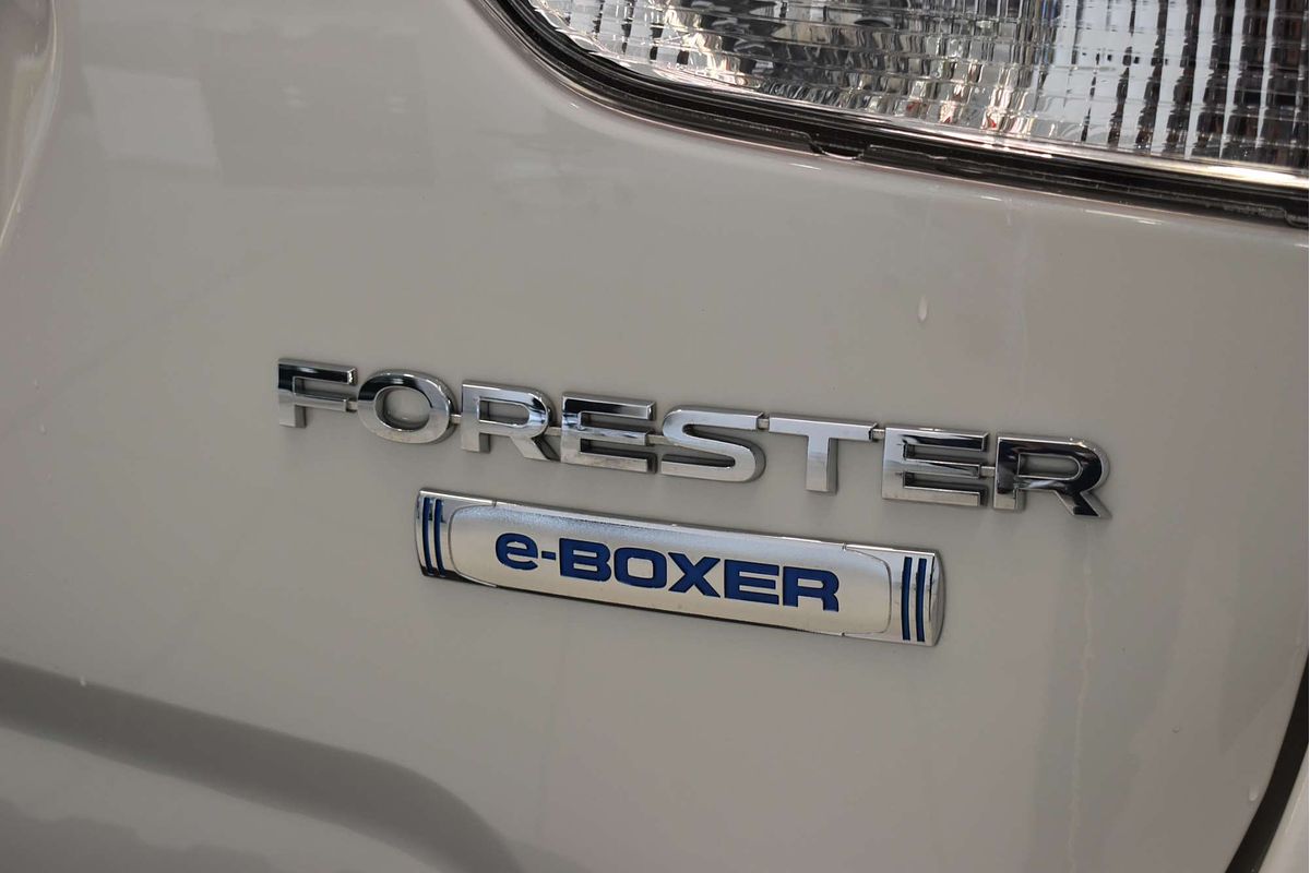 2023 Subaru Forester Hybrid L S5