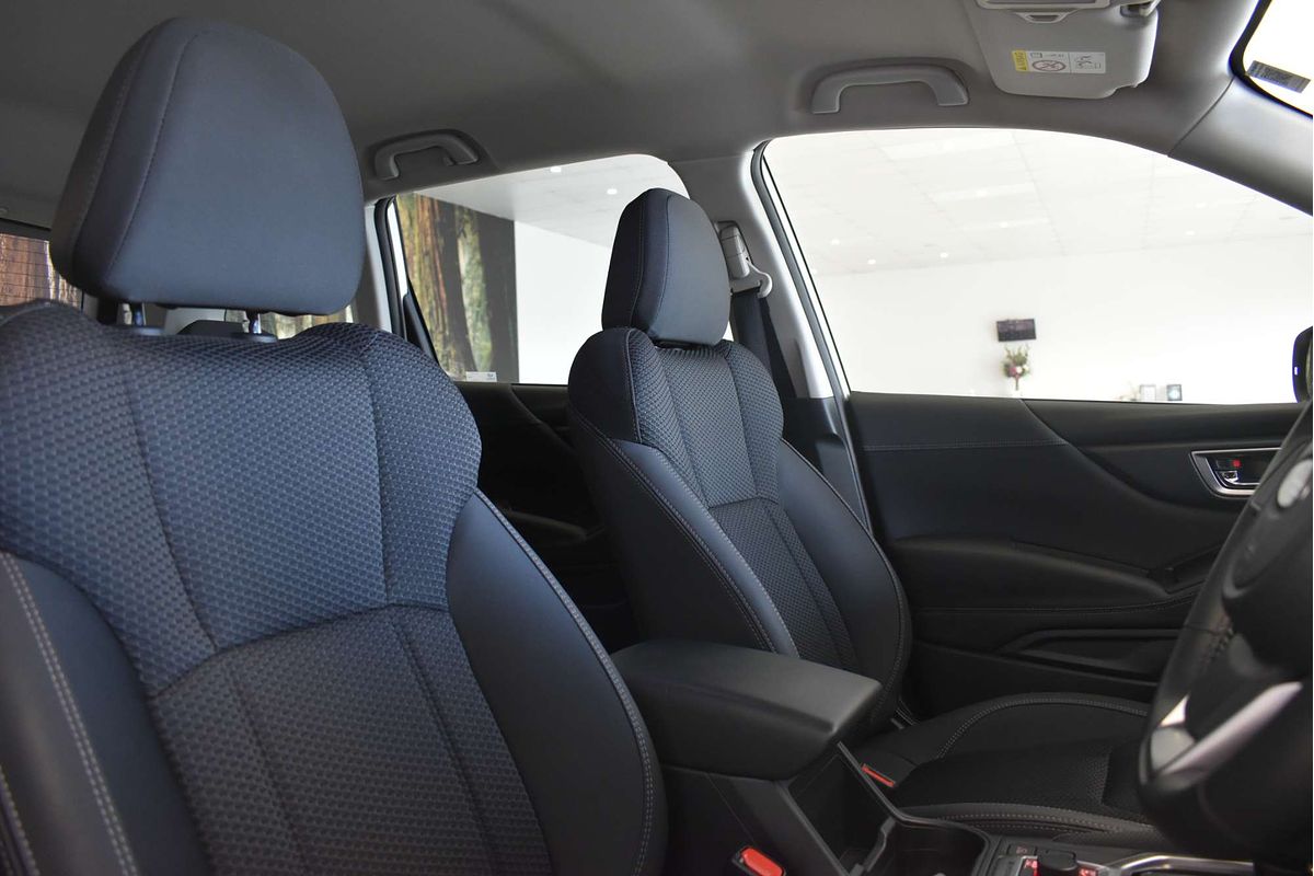 2023 Subaru Forester Hybrid L S5