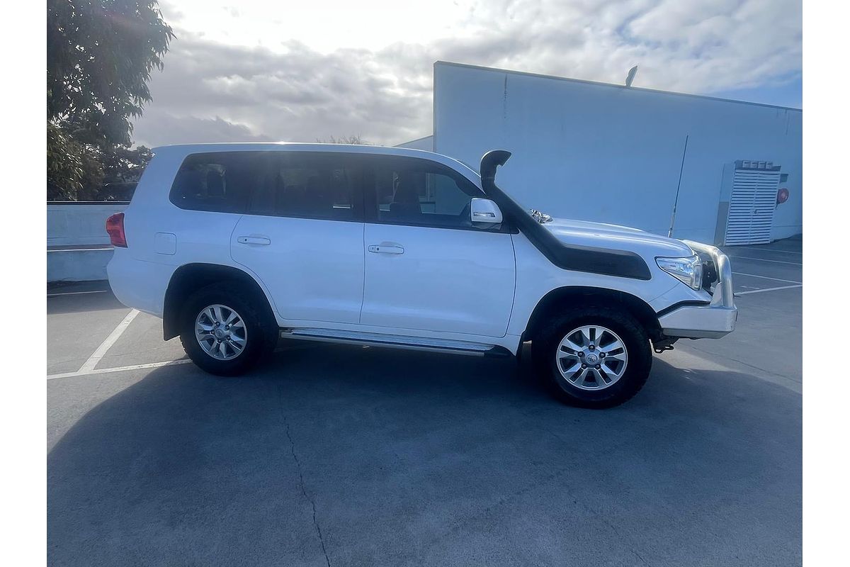 2012 Toyota Landcruiser GXL VDJ200R