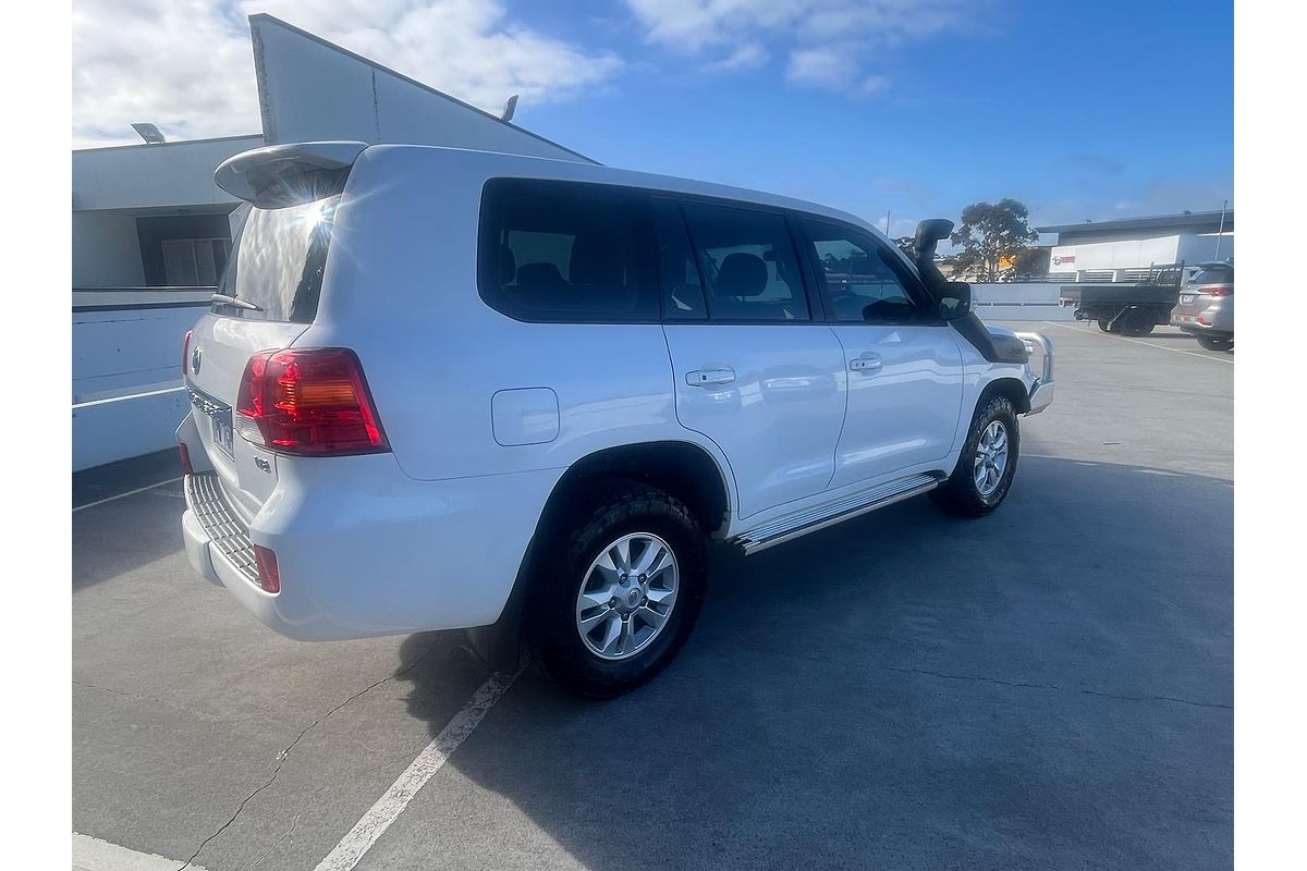 2012 Toyota Landcruiser GXL VDJ200R