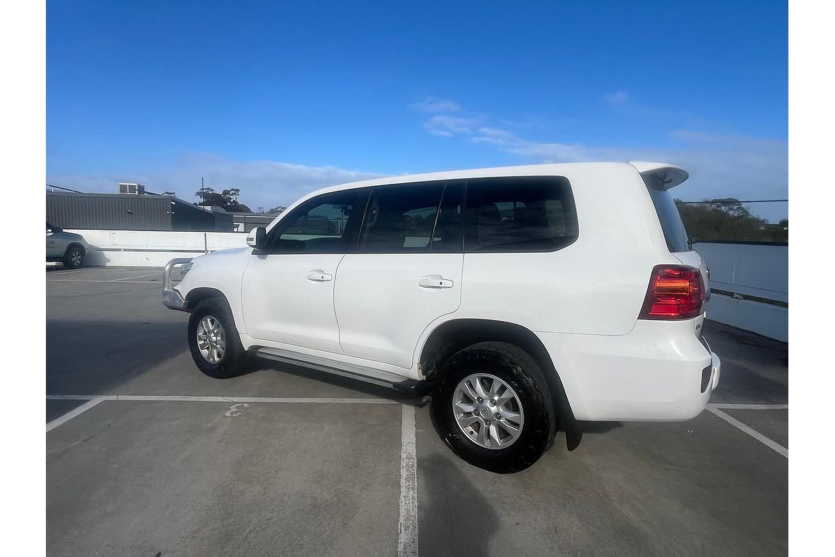 2012 Toyota Landcruiser GXL VDJ200R