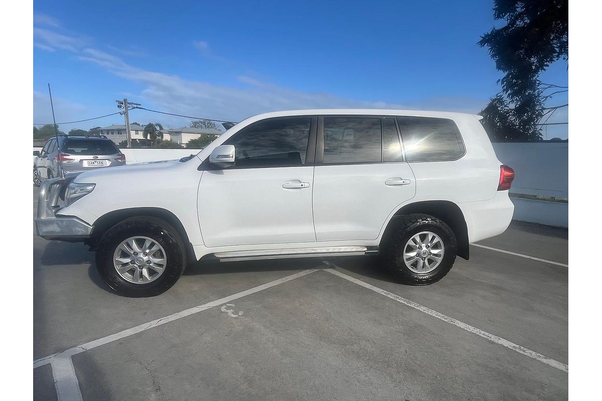 2012 Toyota Landcruiser GXL VDJ200R