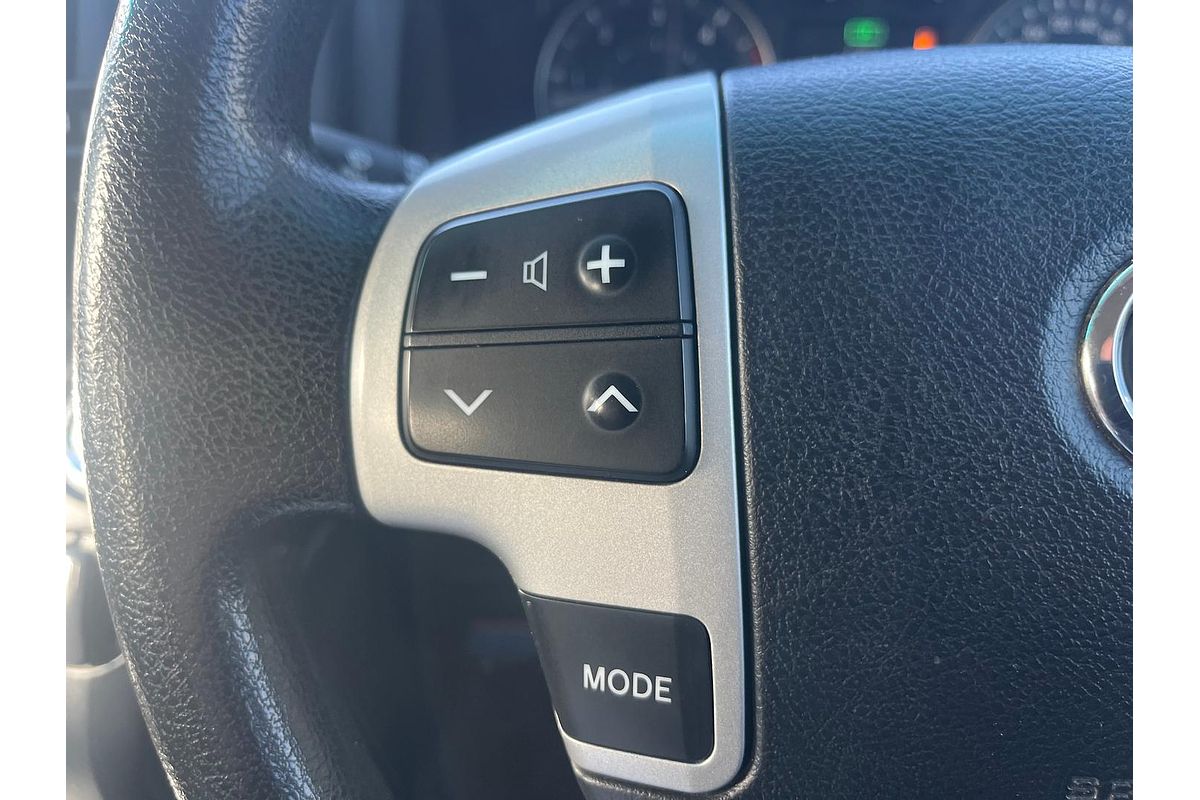 2012 Toyota Landcruiser GXL VDJ200R