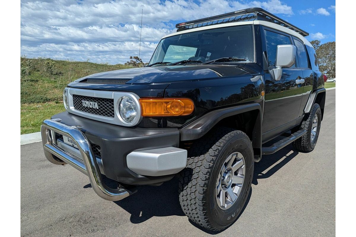 2013 Toyota FJ Cruiser GSJ15R