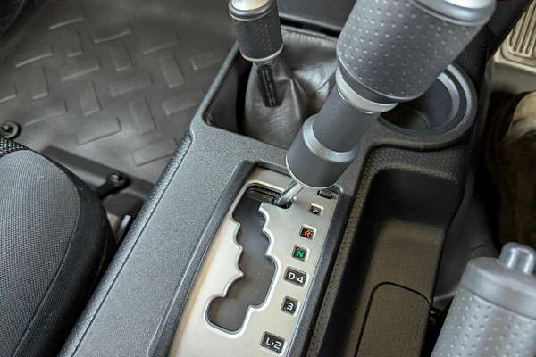 2013 Toyota FJ Cruiser GSJ15R