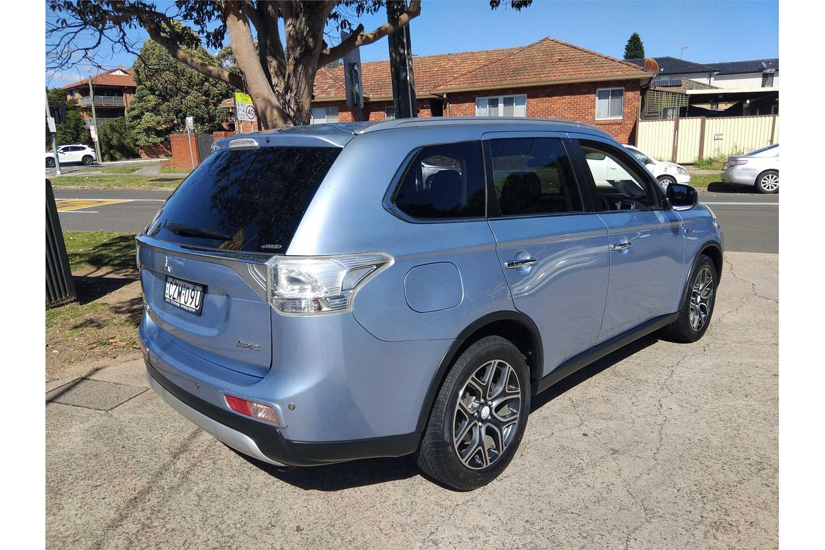 2014 Mitsubishi Outlander PHEV Aspire ZJ
