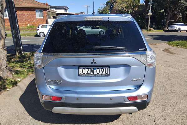 2014 Mitsubishi Outlander PHEV Aspire ZJ