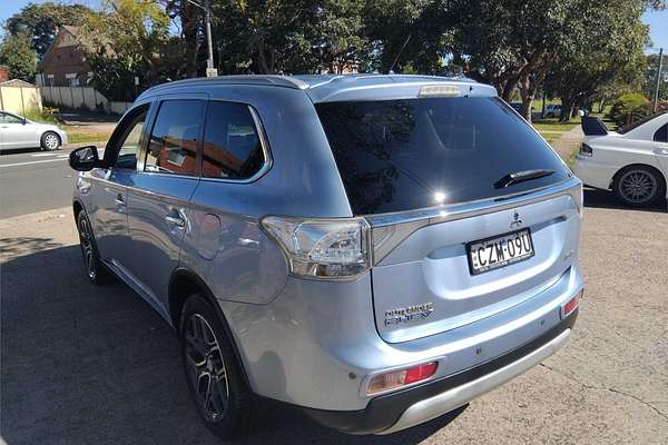 2014 Mitsubishi Outlander PHEV Aspire ZJ