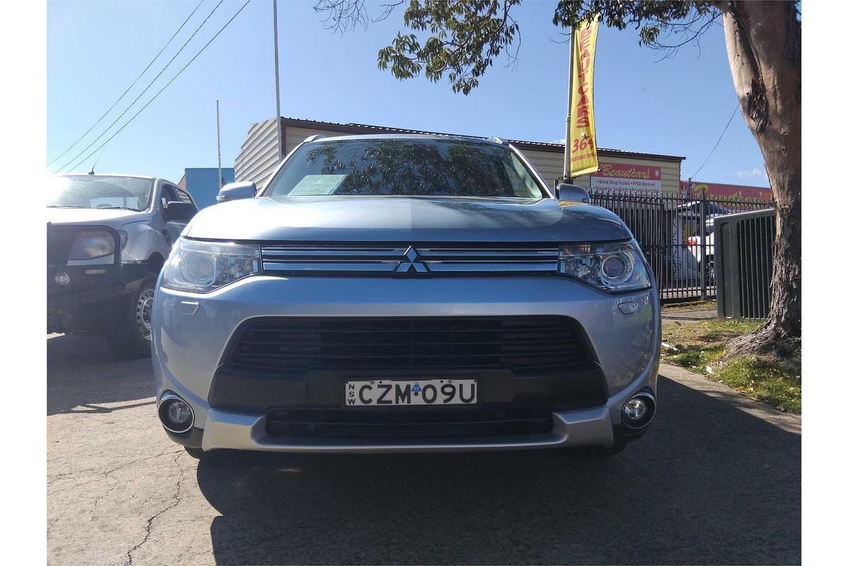 2014 Mitsubishi Outlander PHEV Aspire ZJ