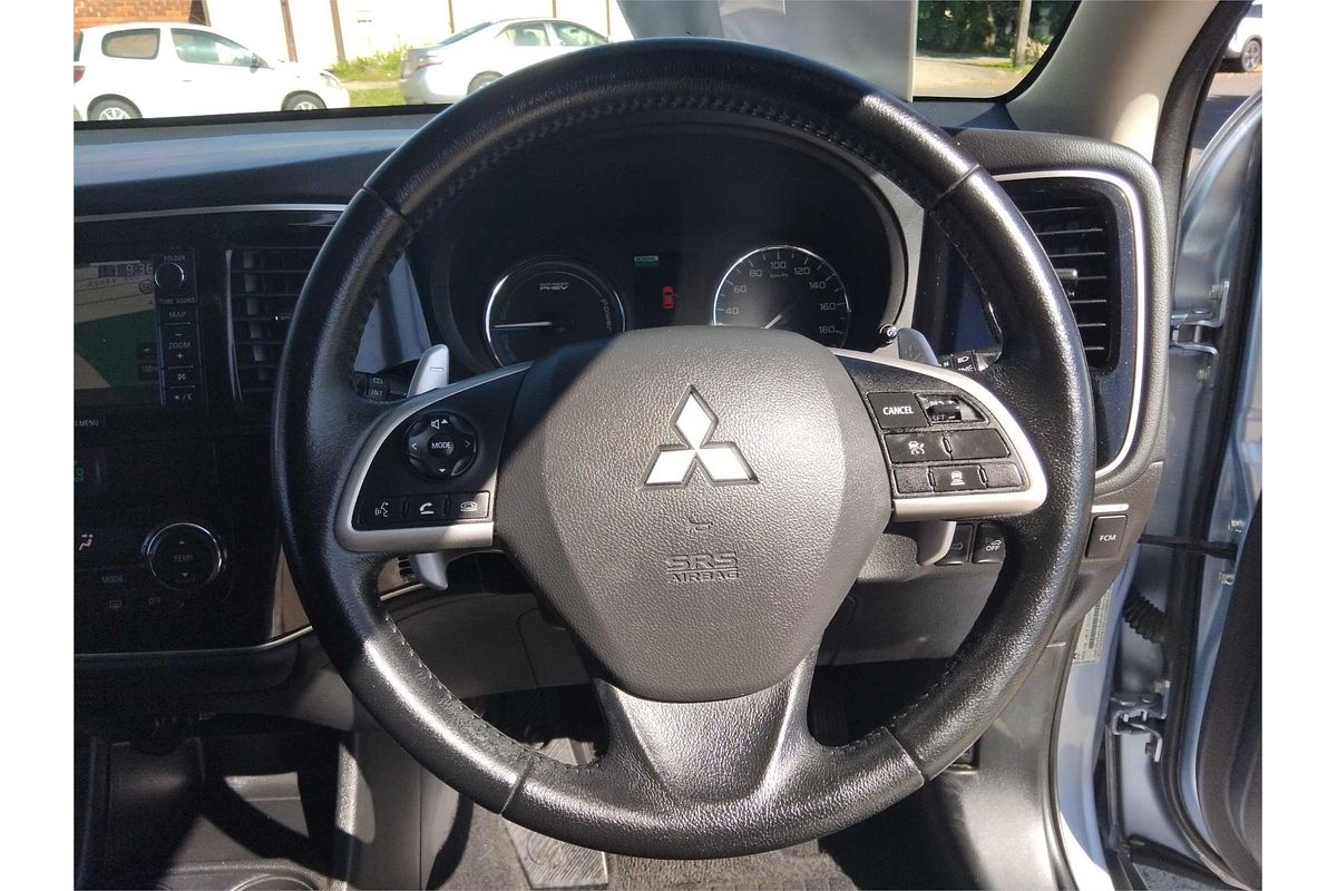 2014 Mitsubishi Outlander PHEV Aspire ZJ