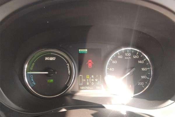 2014 Mitsubishi Outlander PHEV Aspire ZJ